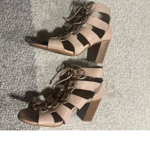 Rampage Women's Size 8 1/2 Valerie Strappy Heel Sandals Tan - Picture 5 of 16